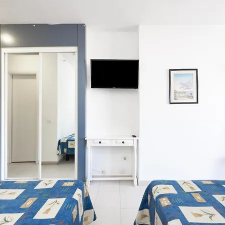 Hotel Live Pez Azul *